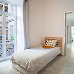 Cozy 2-Bedroom Apartment